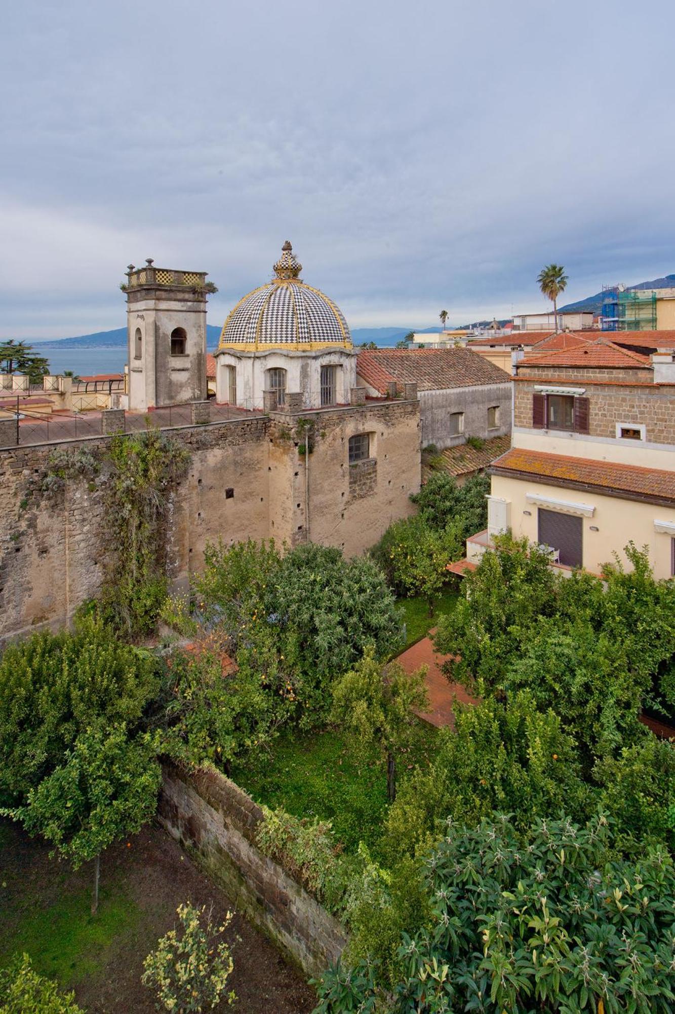 Bed and Breakfast La Viuzza Сорренто Екстер'єр фото