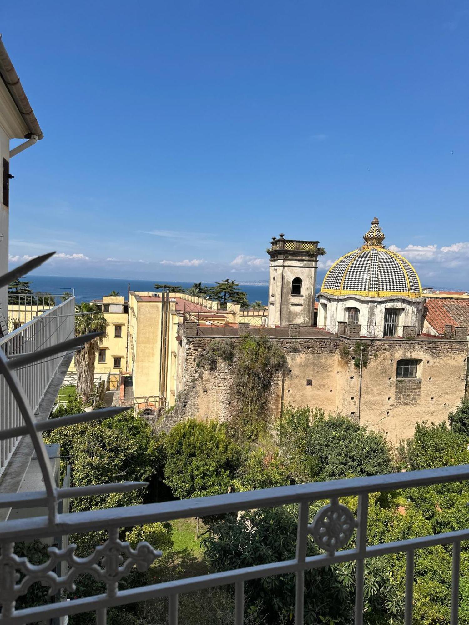 Bed and Breakfast La Viuzza Сорренто Екстер'єр фото
